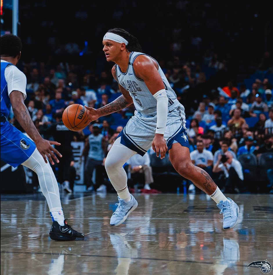 浓眉哥重要时刻持续失利，独行侠带队取胜！